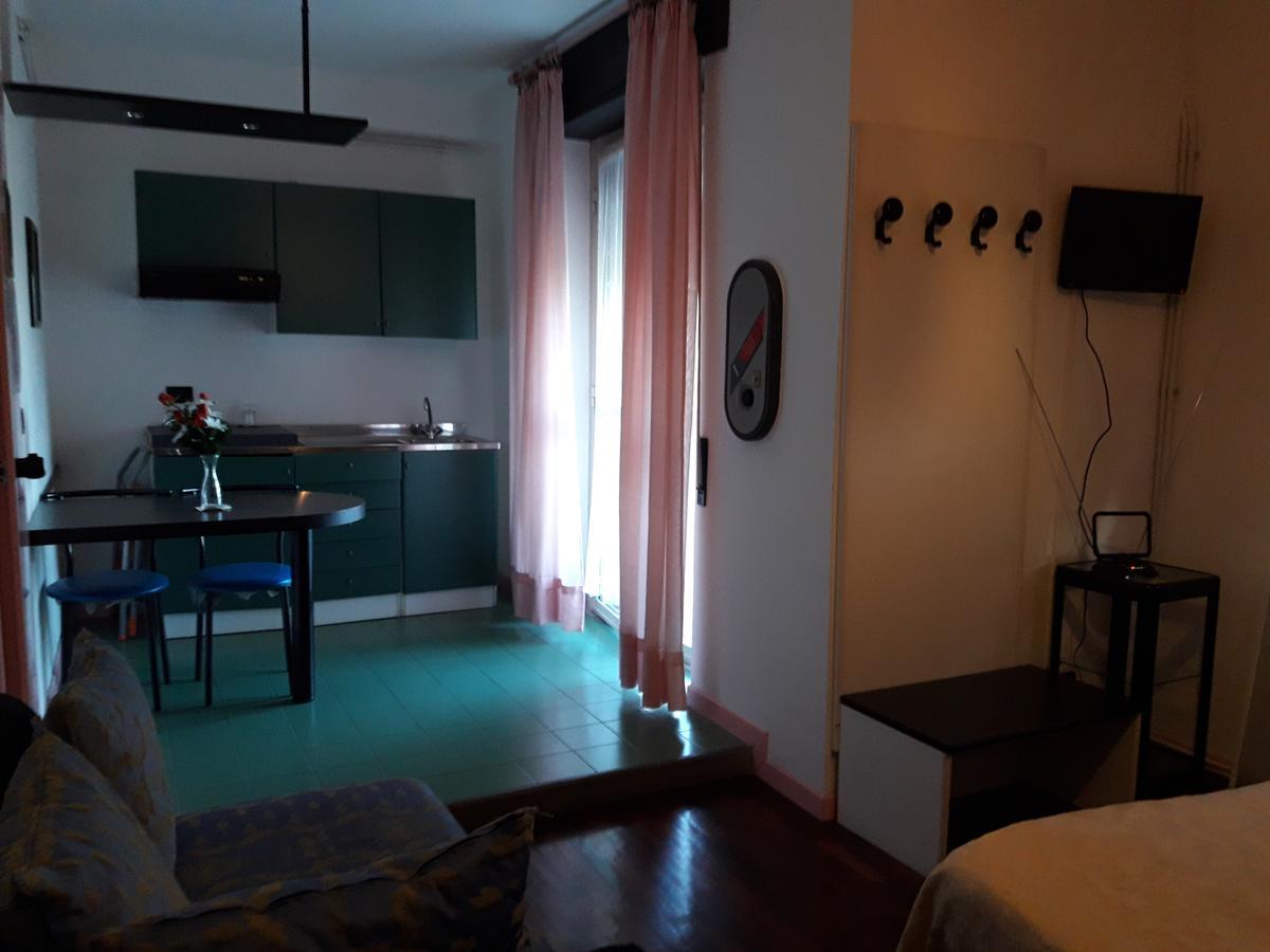 Albergo Piccadilly Медолаго Экстерьер фото