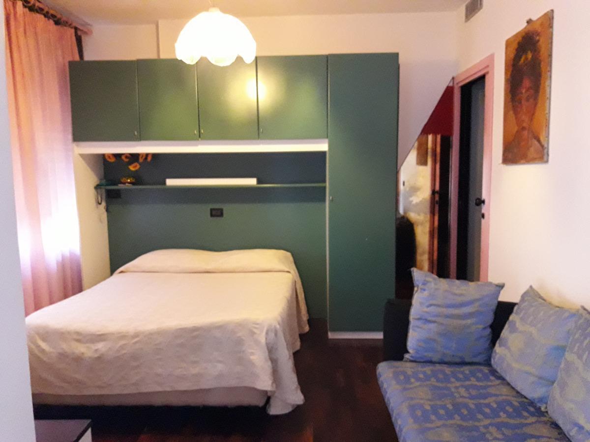 Albergo Piccadilly Медолаго Экстерьер фото